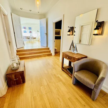 Berringer, Captainsroom, Direkt An Der Promenade Apartment *