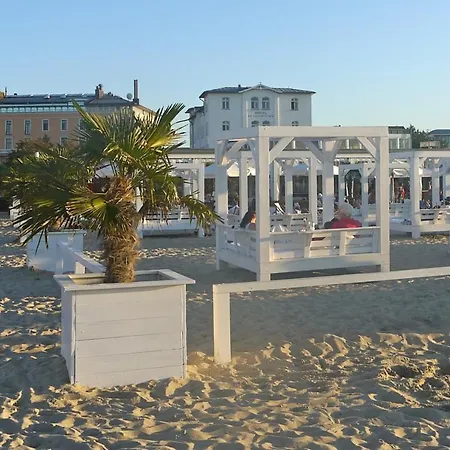 公寓 Berringer, Captainsroom, Direkt An Der Promenade *