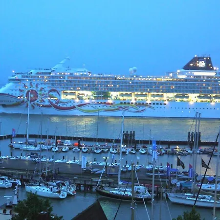 Berringer, Captainsroom, Direkt An Der Promenade Apartmán Rostock