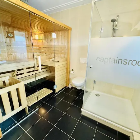 Apartment Berringer, Captainsroom, Direkt An Der Promenade Rostock