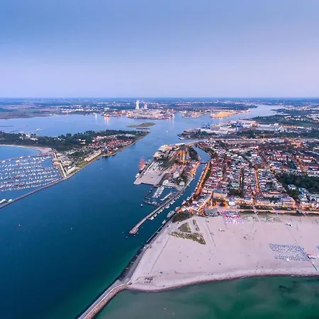 Berringer, Captainsroom, Direkt An Der Promenade *