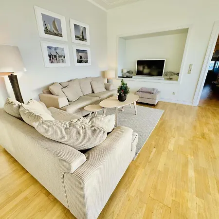 Berringer, Captainsroom, Direkt An Der Promenade